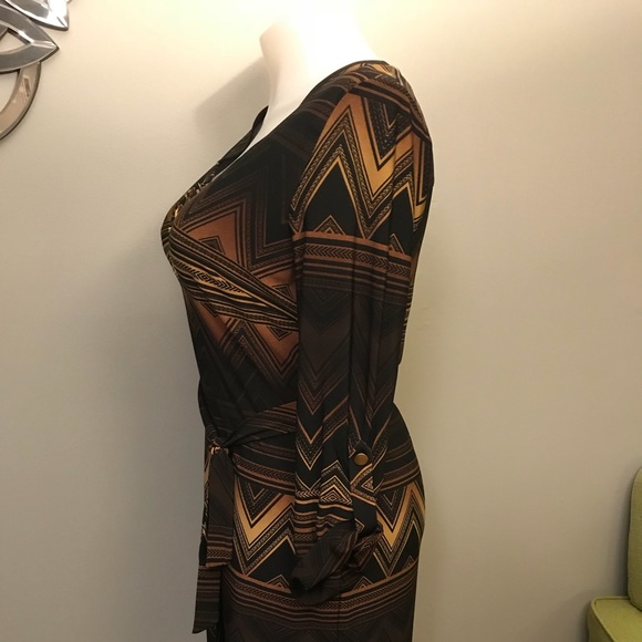 🎊SOLD🎊 Emma Michelle Dress - Picture 2 of 4